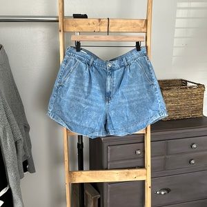 American Eagle High Rise Mom Shorts